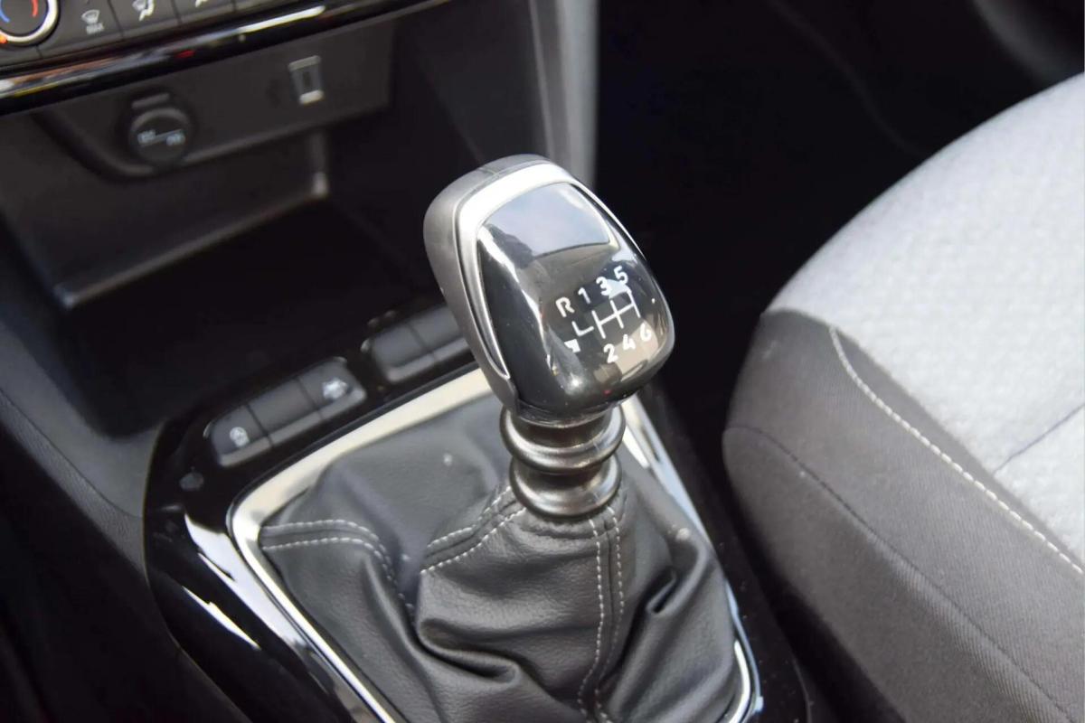 opel-corsa-2025-gasolina-1199cc