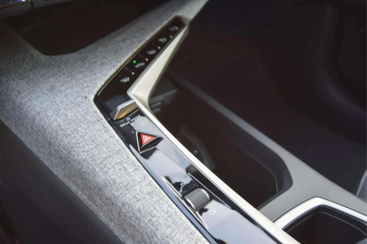 peugeot-3008-2025-hibrido-a-gasolina-1199cc