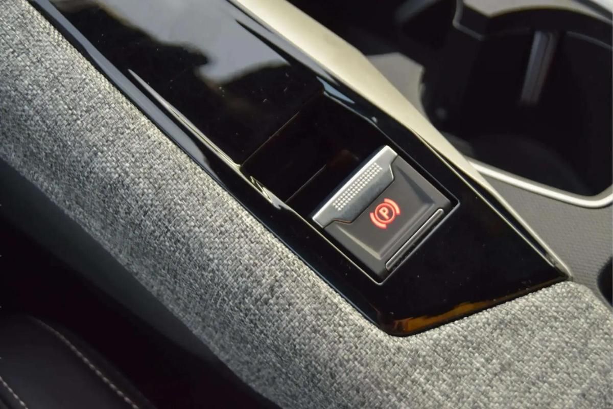 peugeot-3008-2025-hibrido-a-gasolina-1199cc