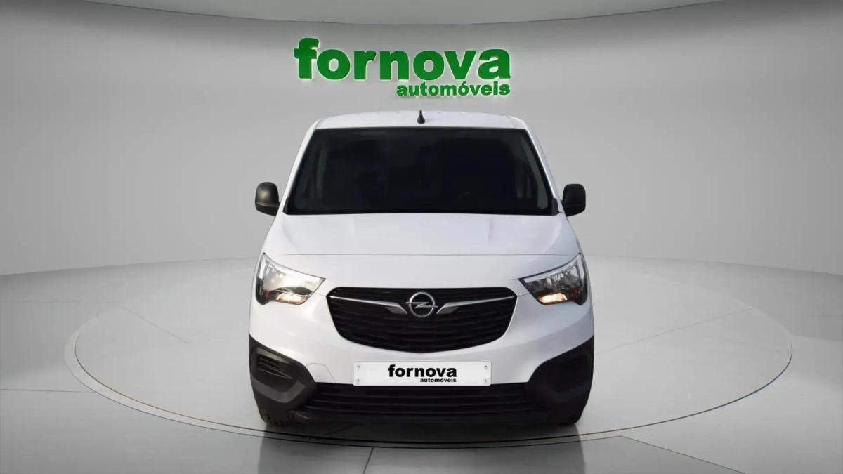 opel-combo-2023-diesel-1499cc