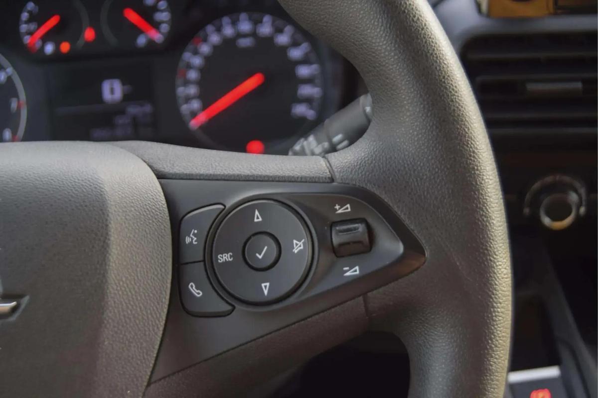 opel-combo-2023-diesel-1499cc