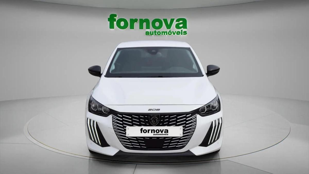 peugeot-208-2025-gasolina-1199cc