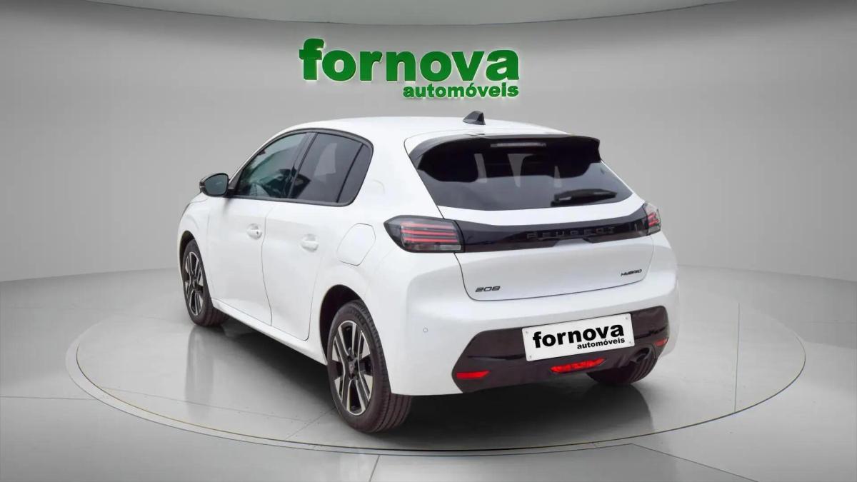 peugeot-208-2025-gasolina-1199cc
