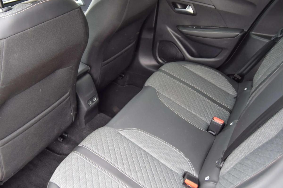 peugeot-208-2025-gasolina-1199cc