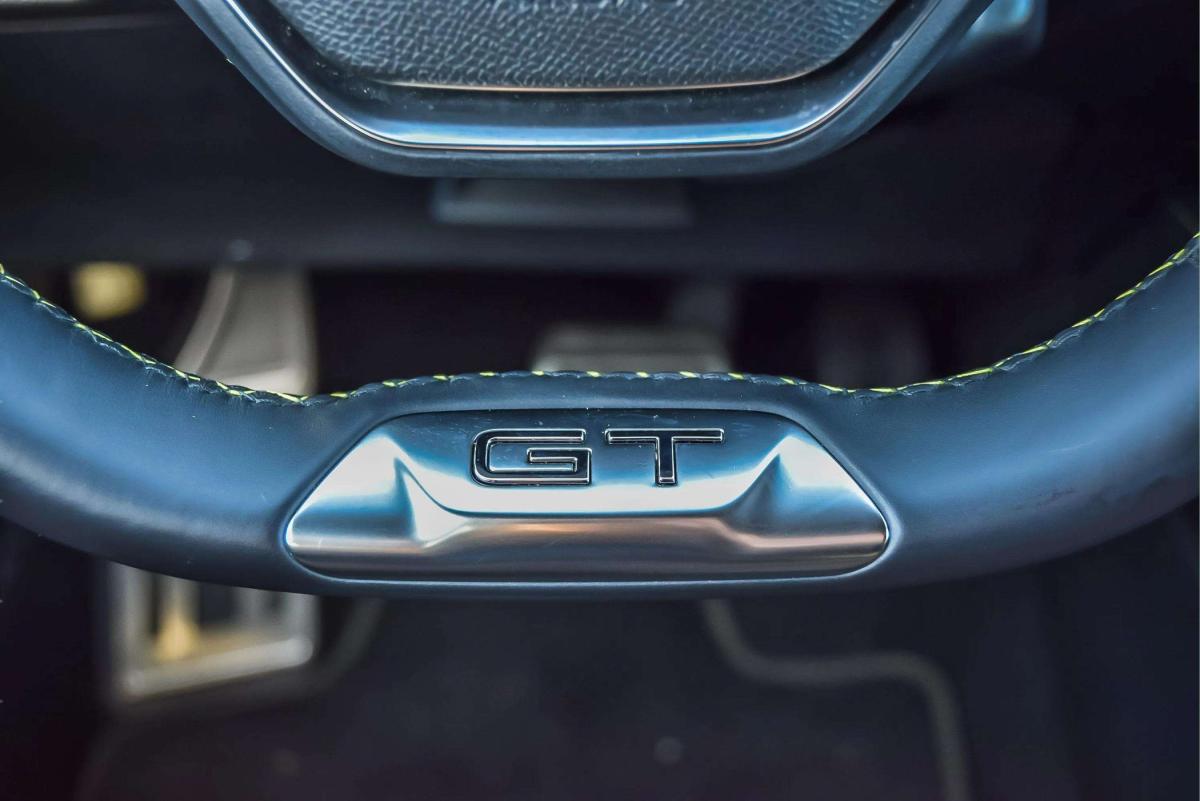 peugeot-408-2023-hibrido-a-gasolina-1598cc