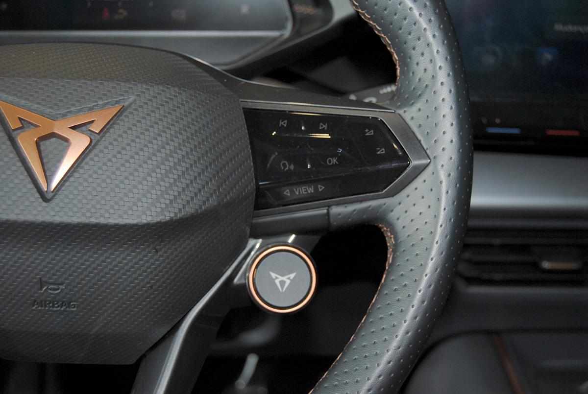 cupra-born-58-kwh-e-boost-2024-eletrico