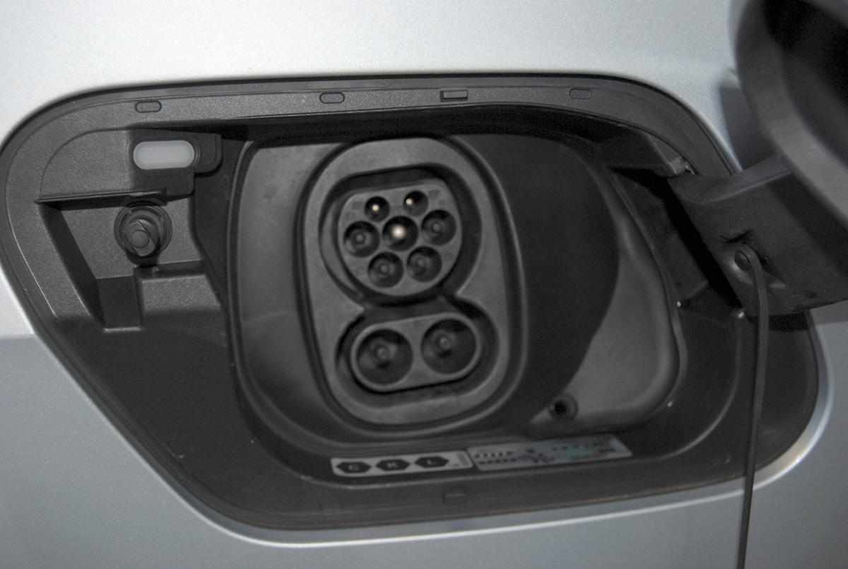 cupra-born-58-kwh-e-boost-2024-eletrico