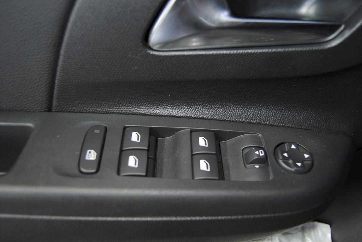 opel-corsa-2024-gasolina-1199cc
