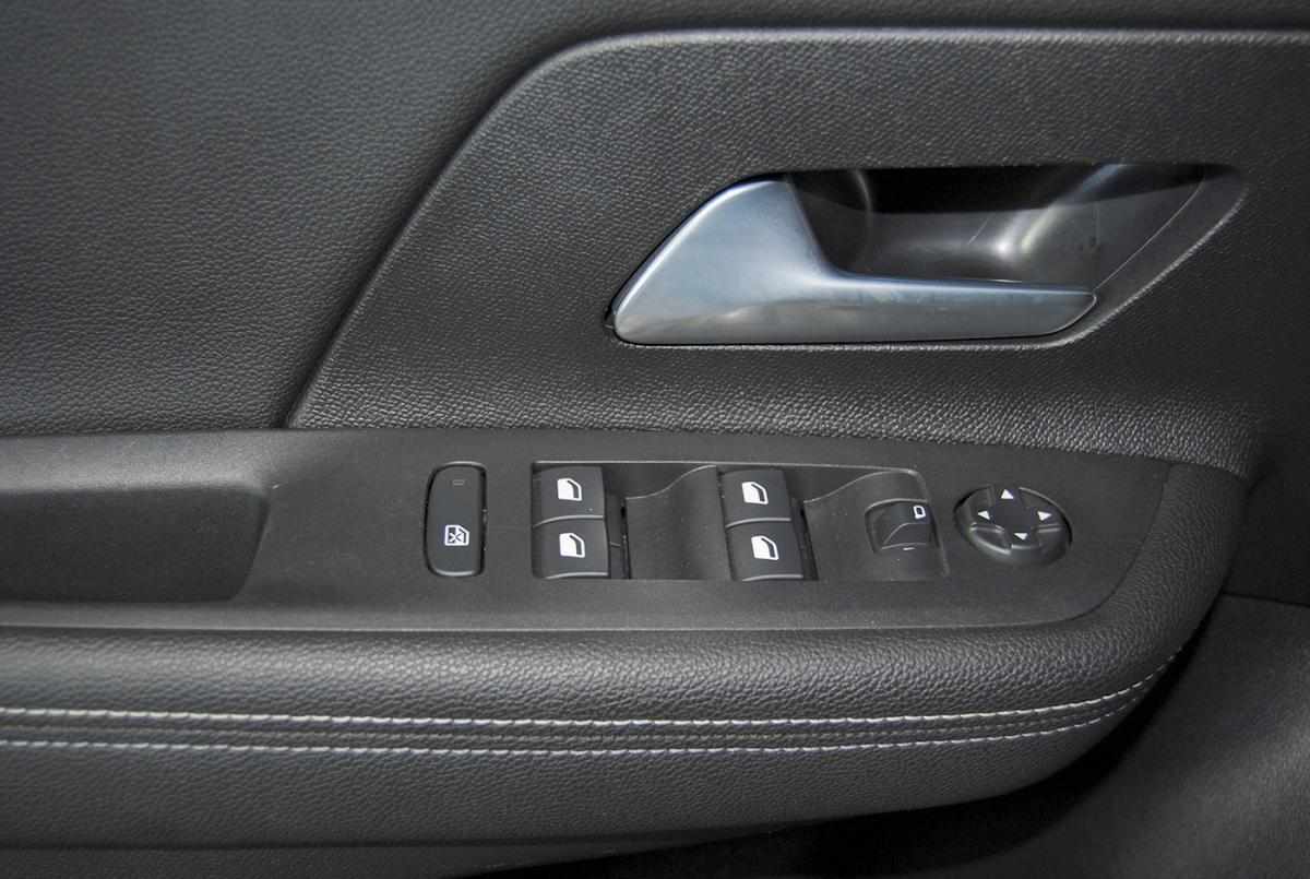 opel-mokka-1-2-hybrid-2025-gasolina-1199cc