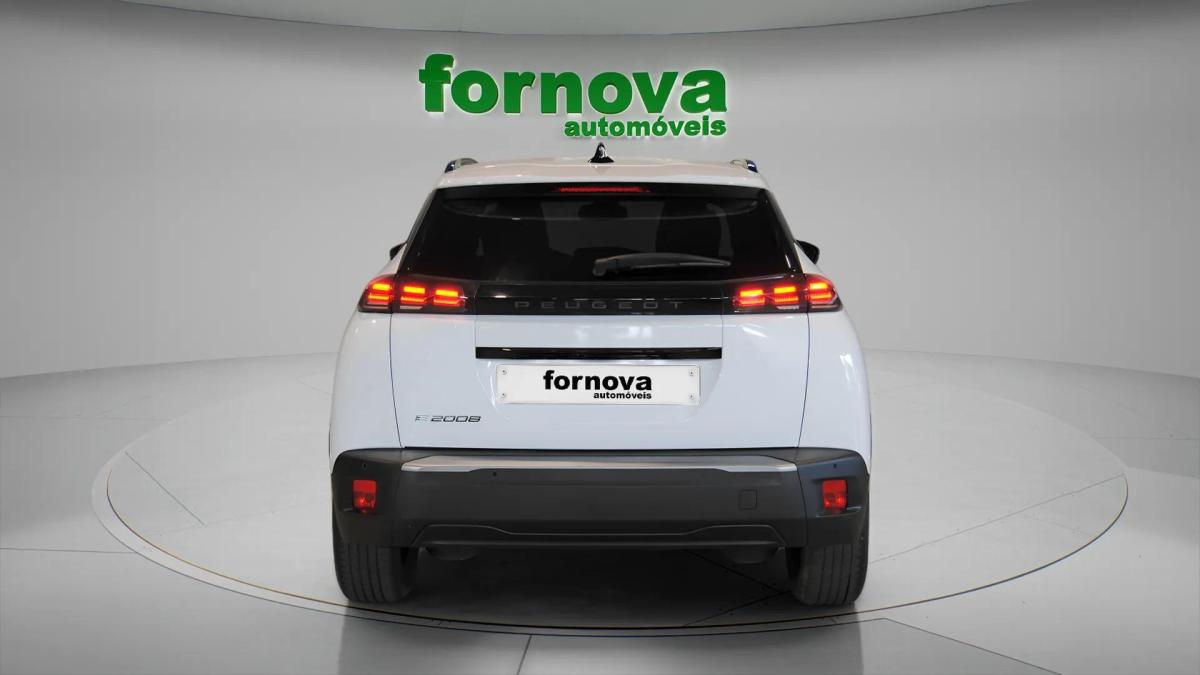 peugeot-2008-2024-eletrico-0cc