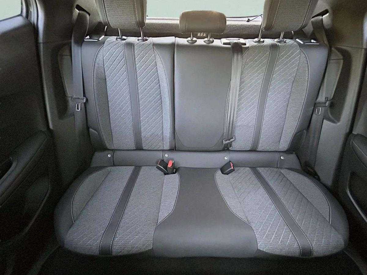 peugeot-2008-2024-eletrico-0cc