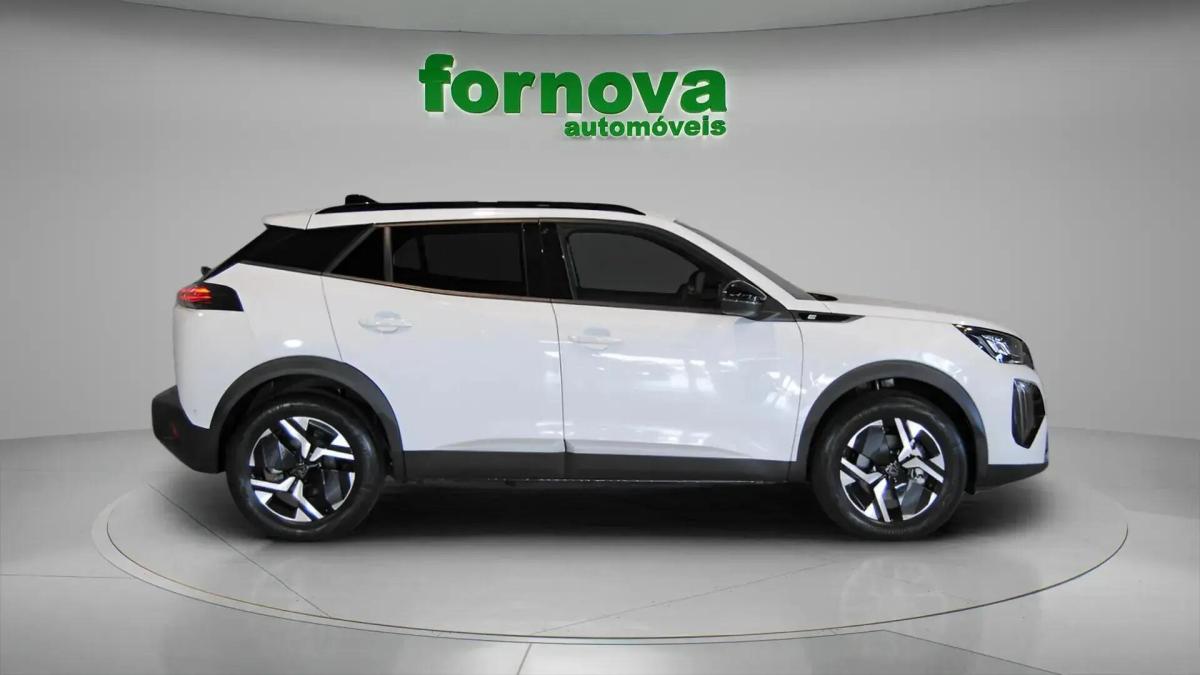 peugeot-e-2008-2024-eletrico-0cc