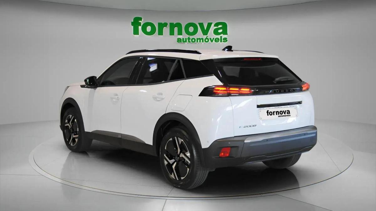 peugeot-e-2008-2024-eletrico-0cc