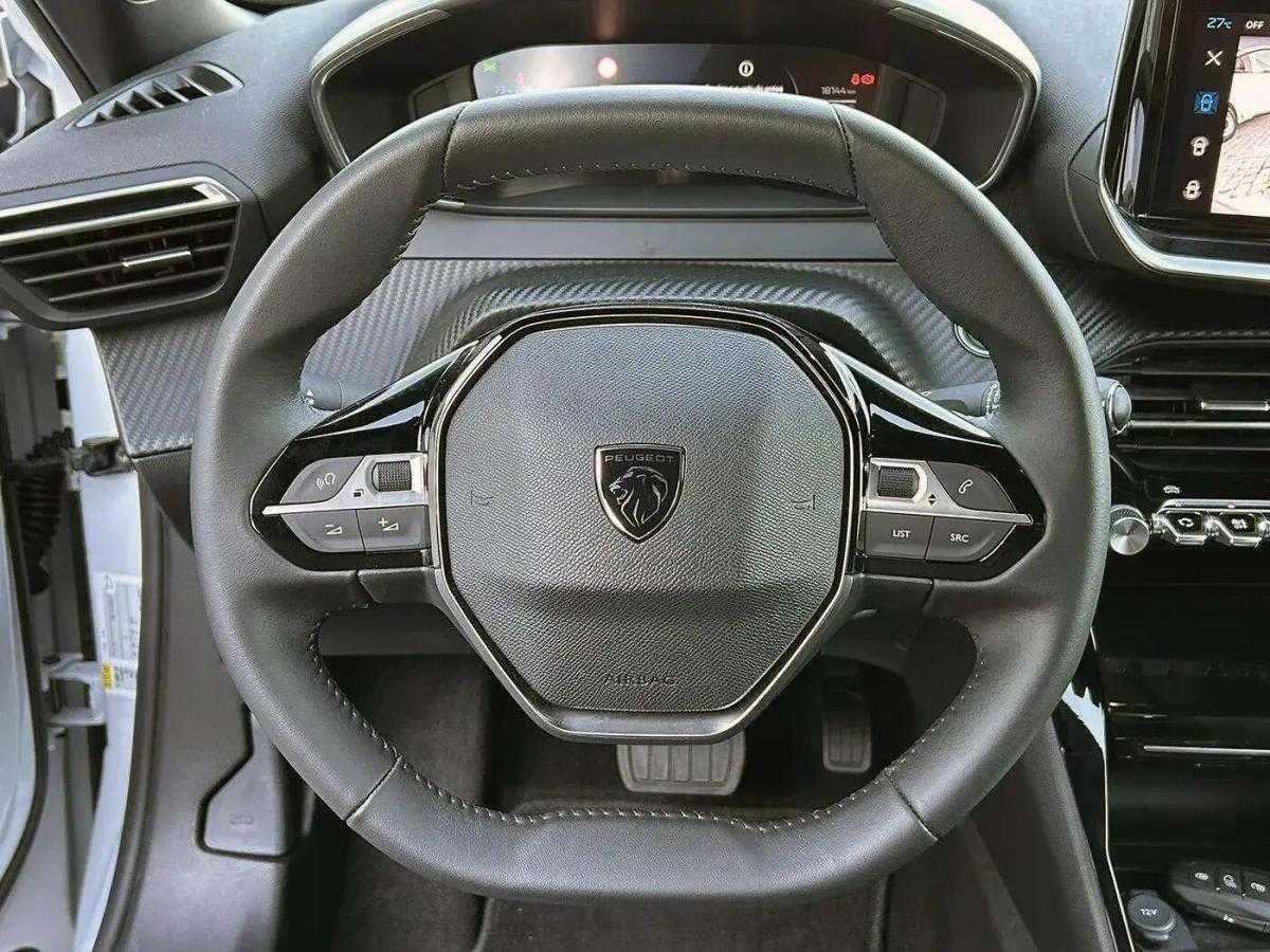 peugeot-e-2008-2024-eletrico-0cc