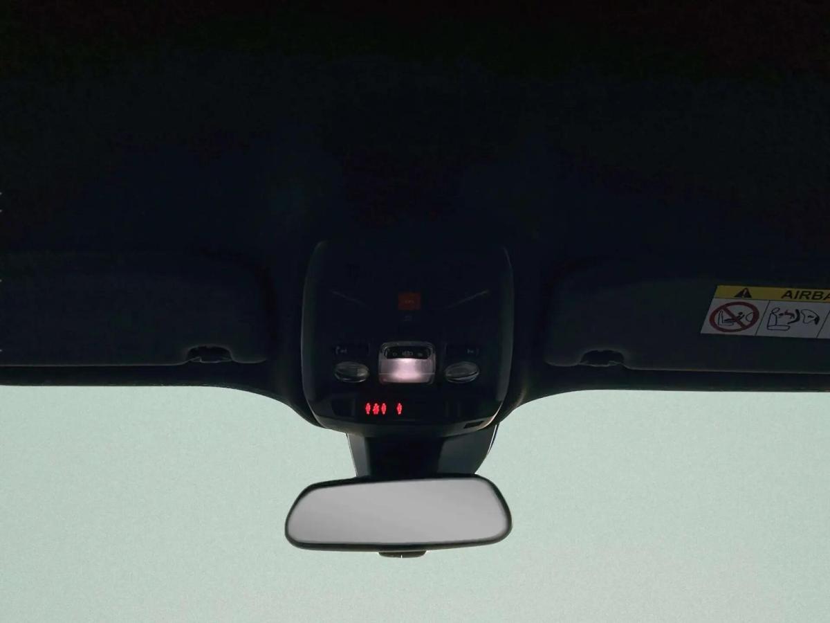 peugeot-e-2008-2024-eletrico-0cc
