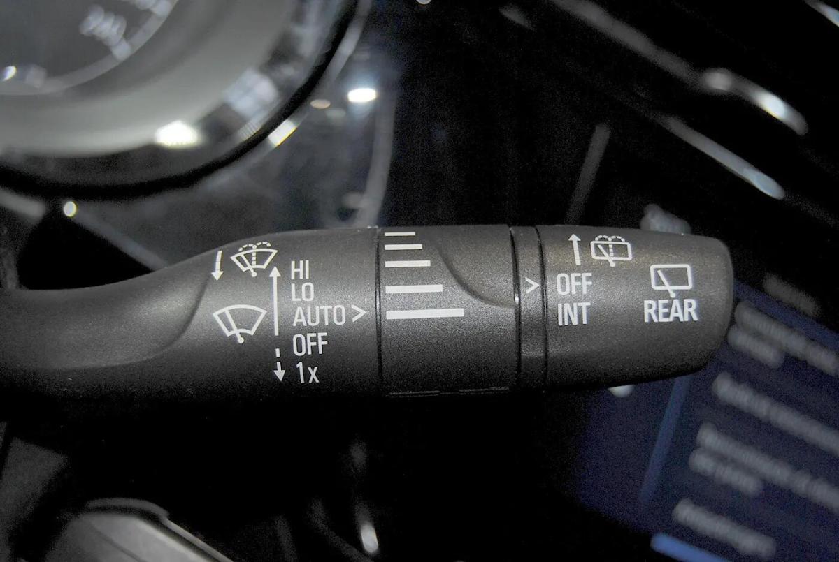 opel-corsa-2024-gasolina-1199cc