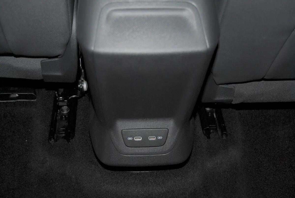 cupra-born-2024-eletrico-0cc