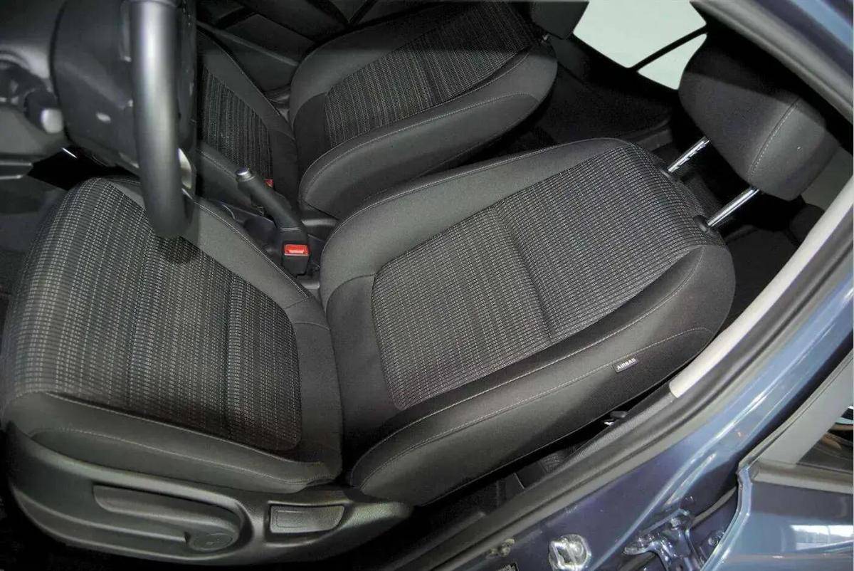 kia-stonic-2025-gasolina-998cc