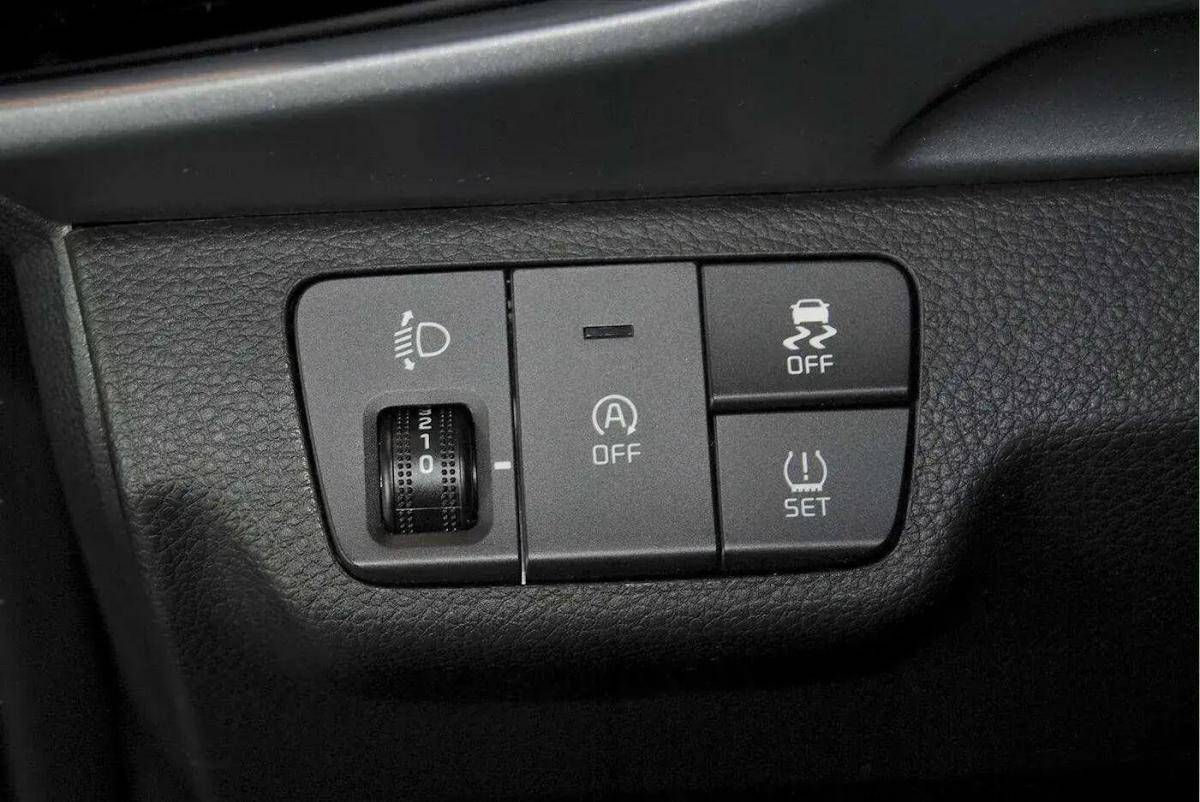 kia-stonic-2025-gasolina-998cc