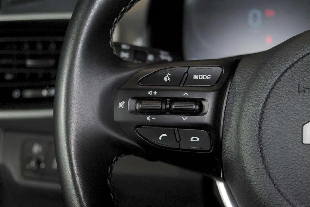kia-stonic-2025-gasolina-998cc