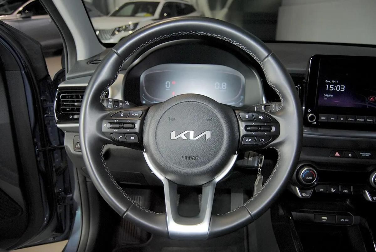 kia-stonic-2025-gasolina-998cc