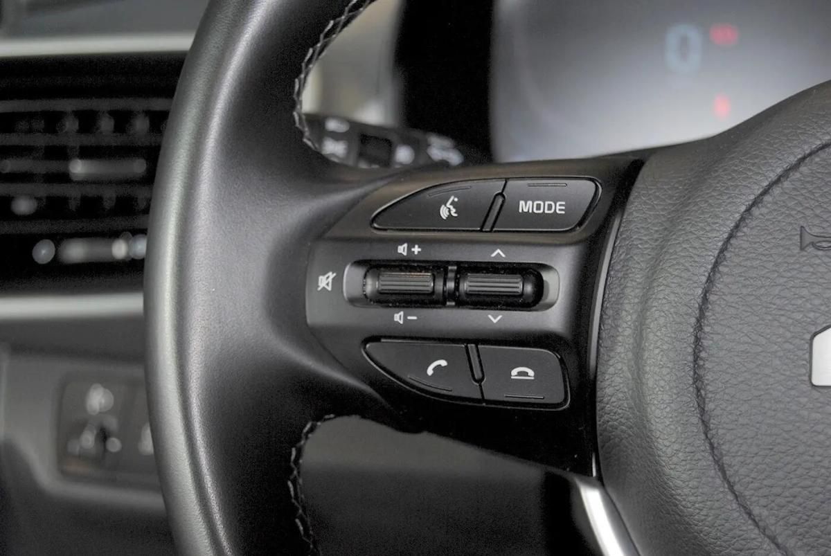 kia-stonic-2025-gasolina-998cc