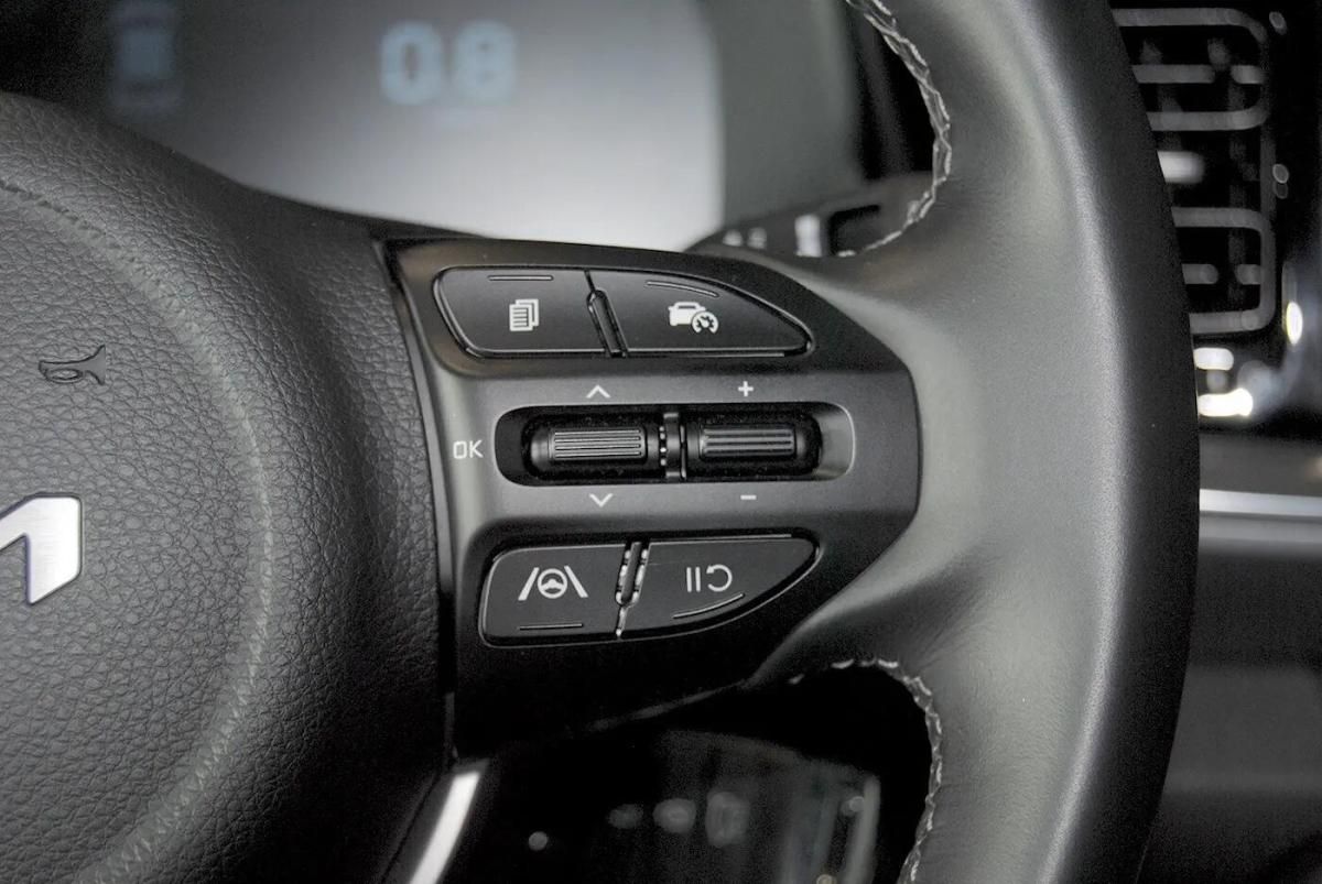 kia-stonic-2025-gasolina-998cc