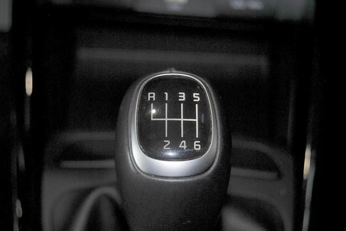 kia-stonic-2025-gasolina-998cc