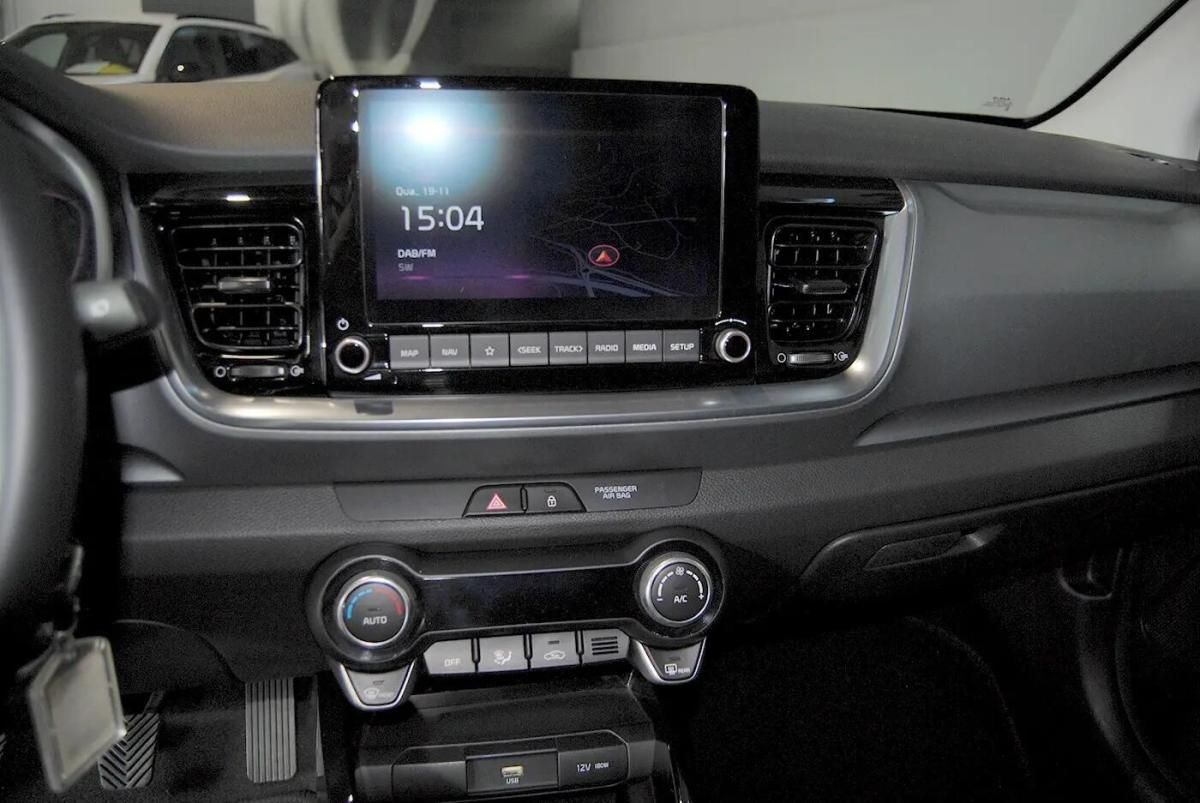 kia-stonic-2025-gasolina-998cc
