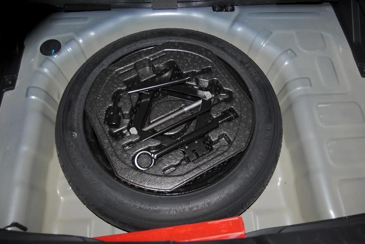 kia-stonic-2025-gasolina-998cc
