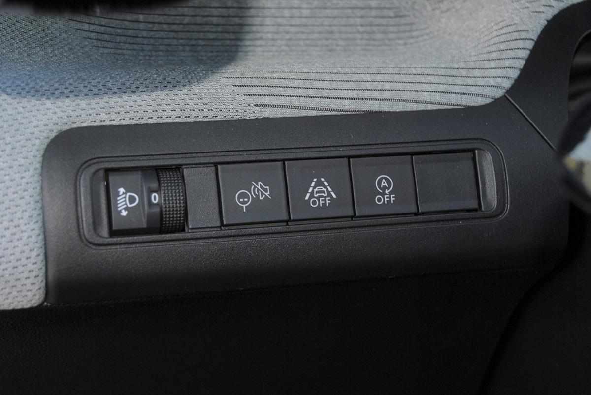 citroen-c3-1-2-puretech-2025-gasolina-1199cc