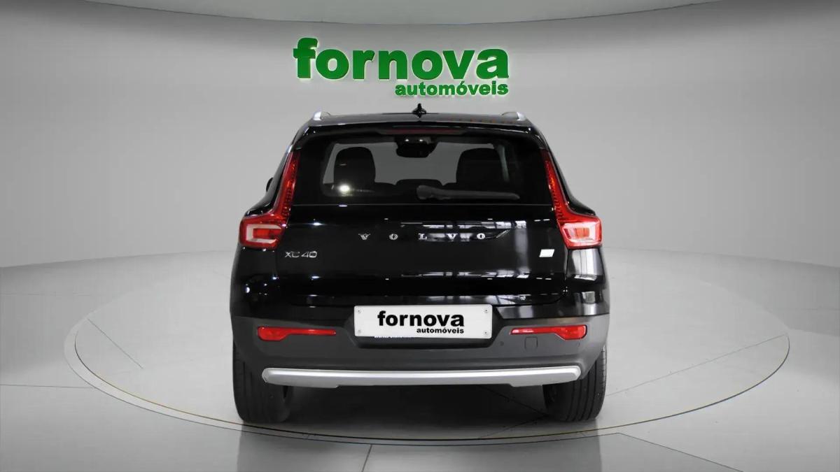 volvo-xc40-2021-hibrido-a-gasolina-1477cc