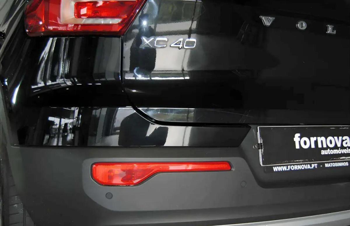 volvo-xc40-2021-hibrido-a-gasolina-1477cc