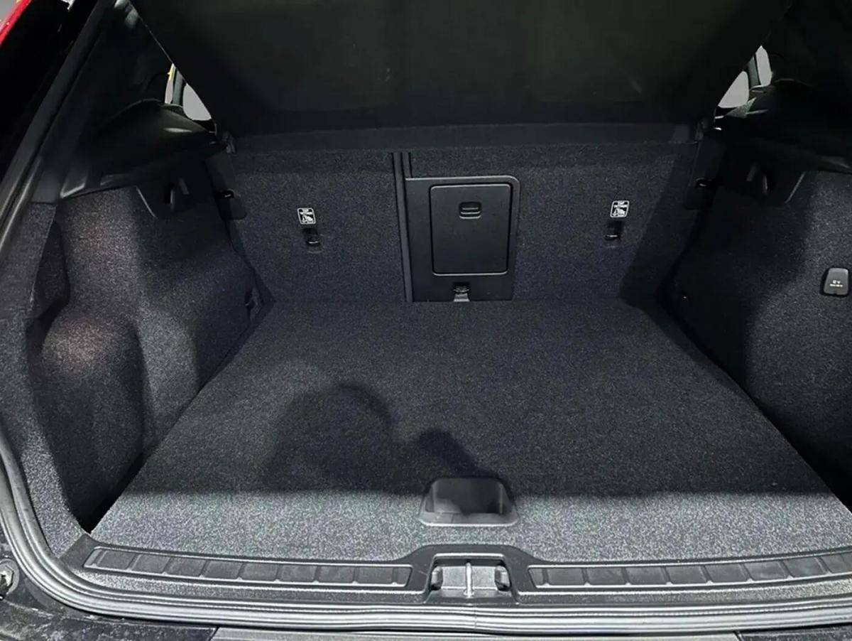 volvo-xc40-2021-hibrido-a-gasolina-1477cc