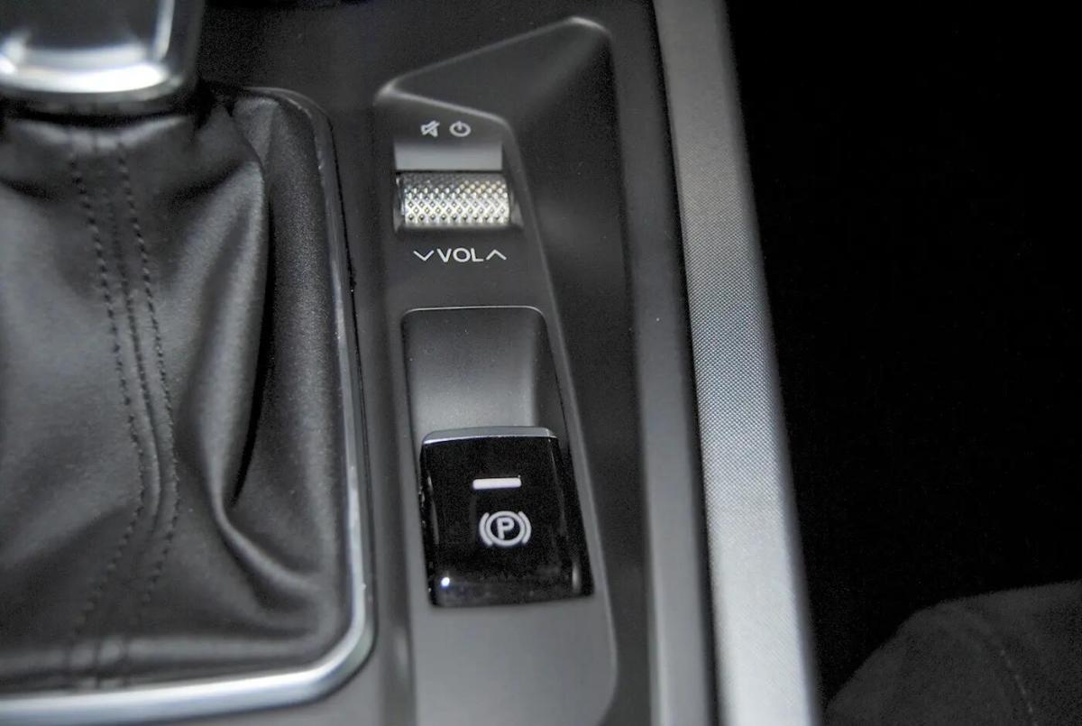 alfa-romeo-tonale-2023-hibrido-a-gasolina-1332cc