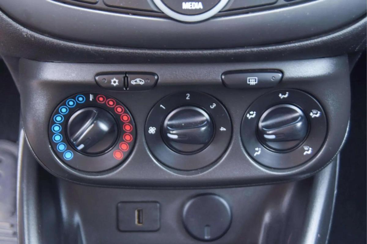 opel-corsa-2016-gasolina-1229cc