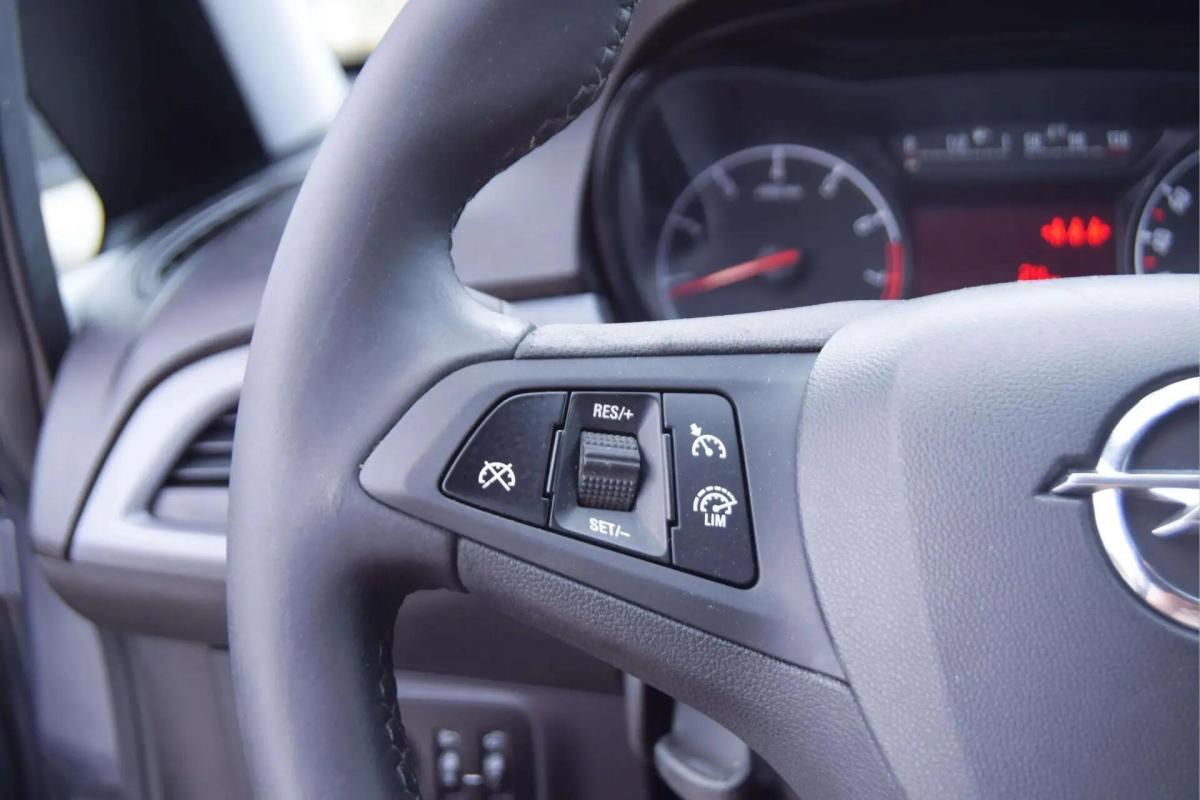 opel-corsa-2016-gasolina-1229cc
