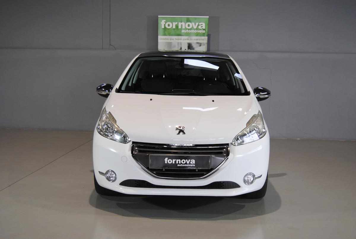 peugeot-208-2013-gasolina-1598cc