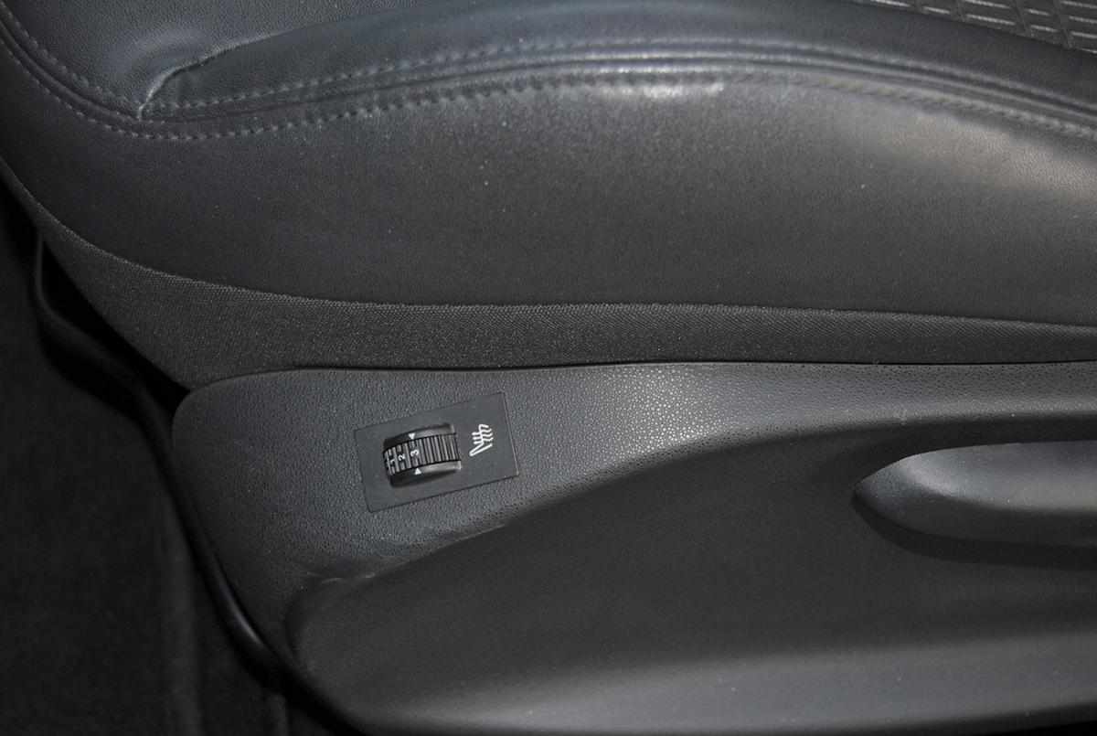 peugeot-208-2013-gasolina-1598cc