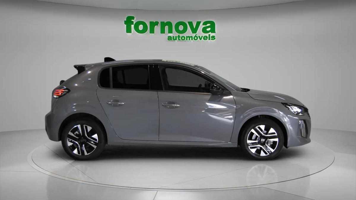 peugeot-208-2025-hibrido-a-gasolina-1199cc