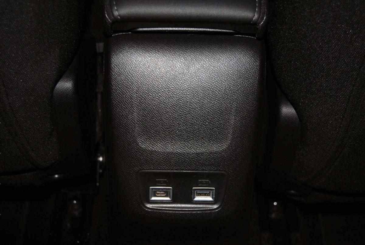 peugeot-208-2025-hibrido-a-gasolina-1199cc