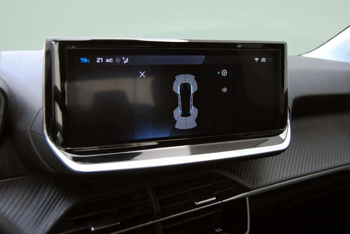 peugeot-208-2025-hibrido-a-gasolina-1199cc