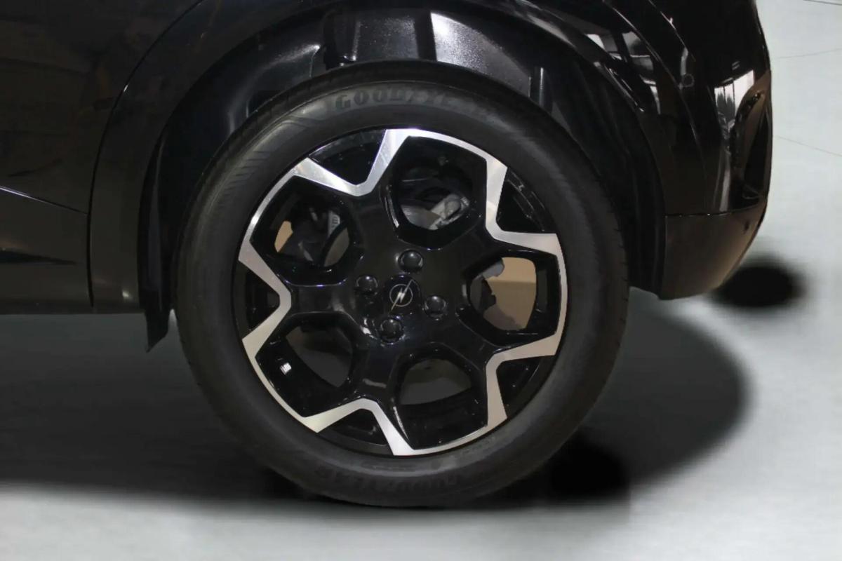 opel-mokka-2025-hibrido-a-gasolina-1199cc