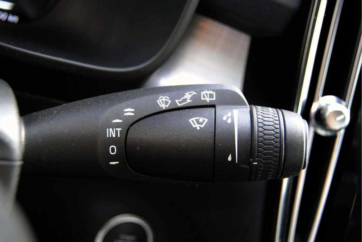 volvo-xc40-2021-hibrido-a-gasolina-1477cc