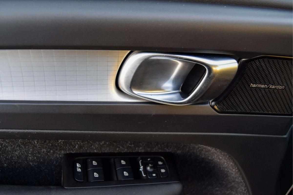 volvo-xc40-2021-hibrido-a-gasolina-1477cc