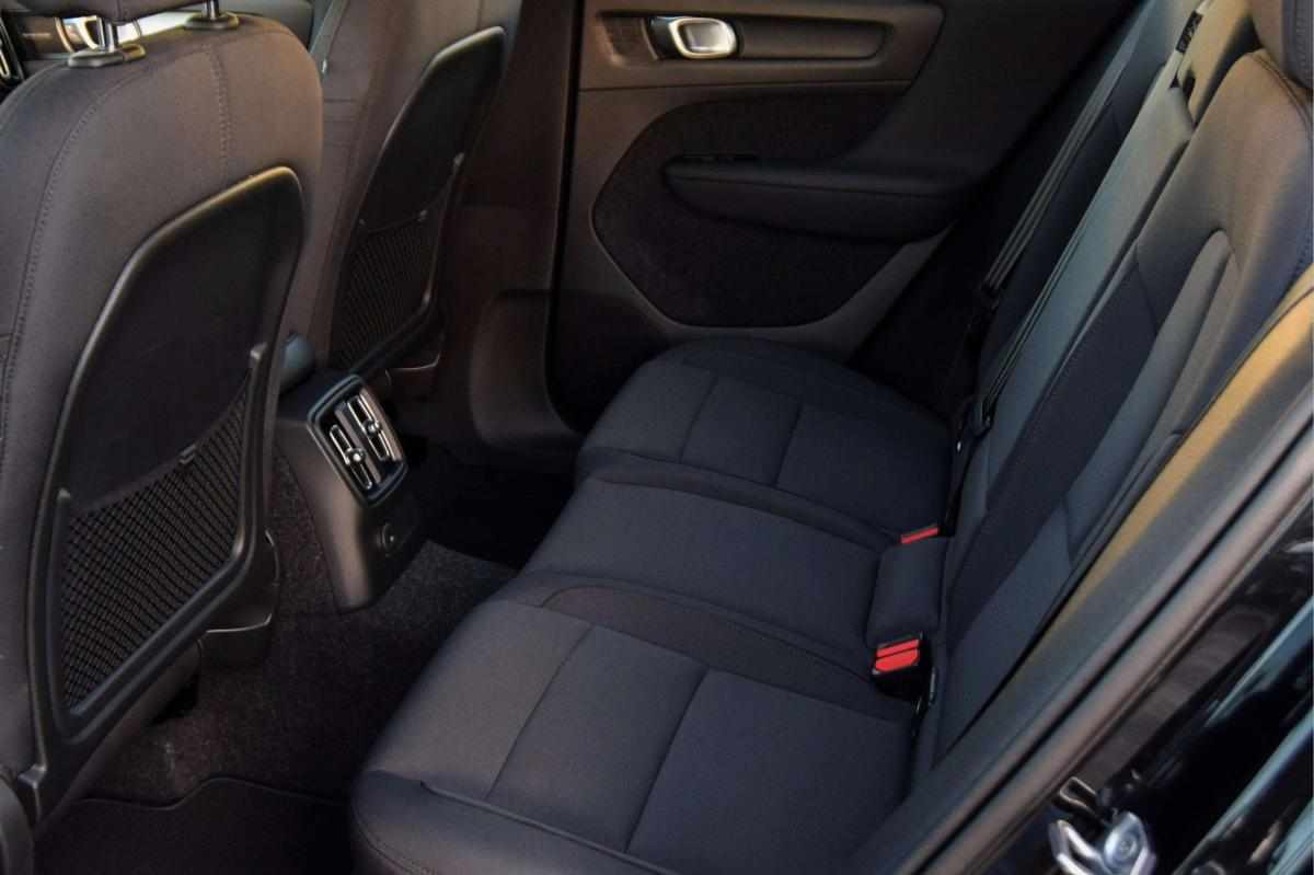 volvo-xc40-2021-hibrido-a-gasolina-1477cc