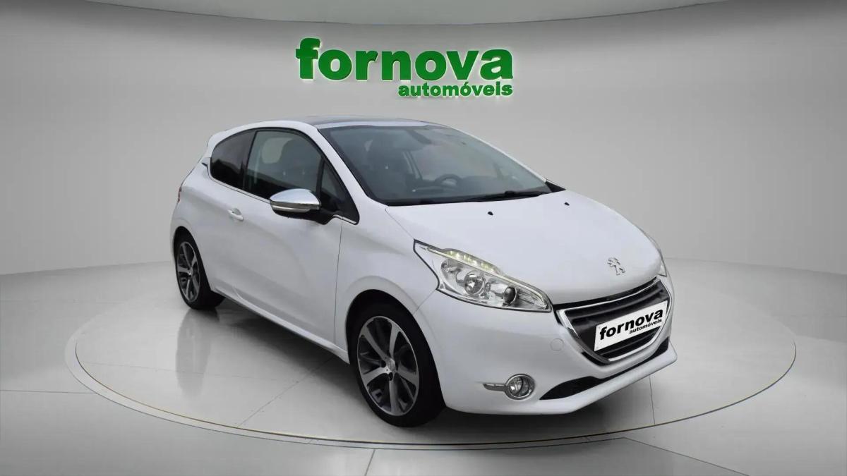 peugeot-208-2013-gasolina-1598cc