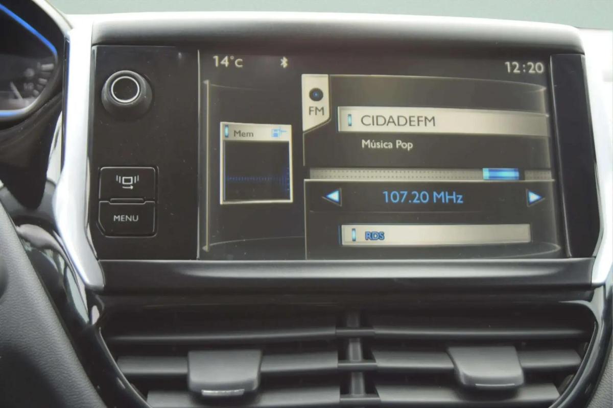 peugeot-208-2013-gasolina-1598cc