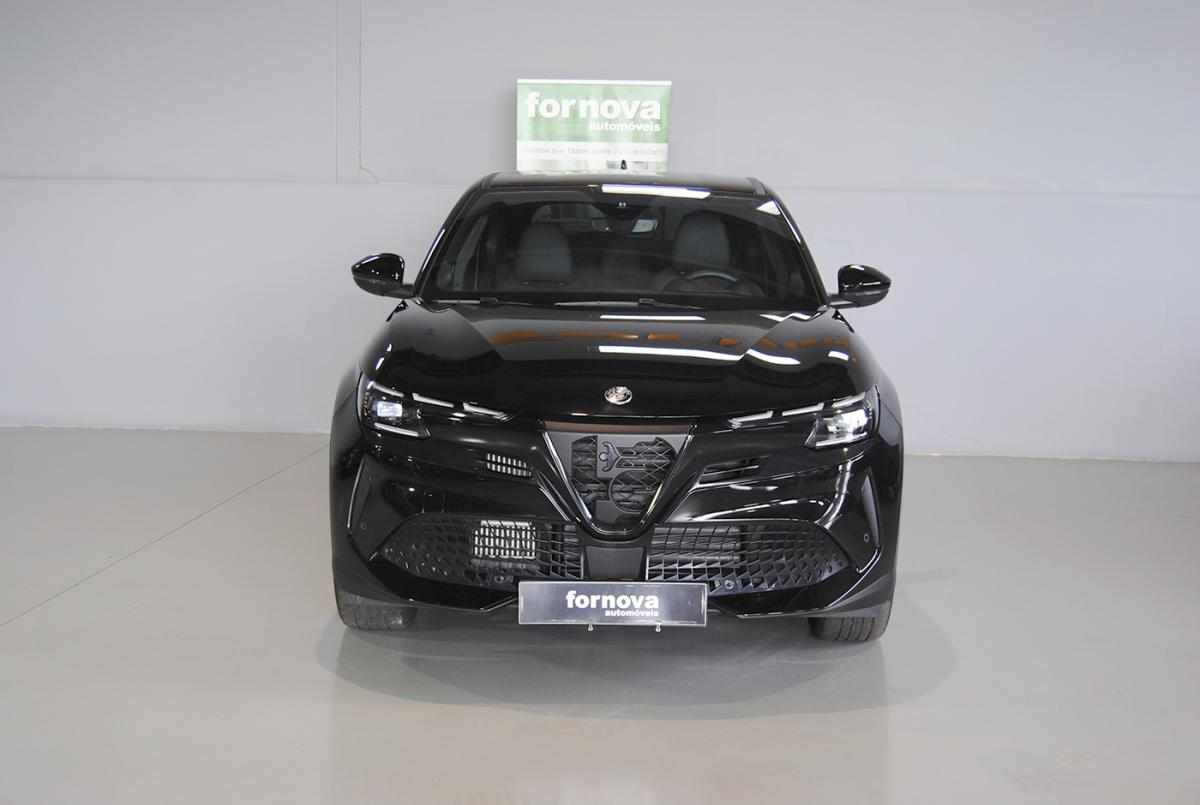 alfa-romeo-junior-2025-hibrido-a-gasolina-1199cc