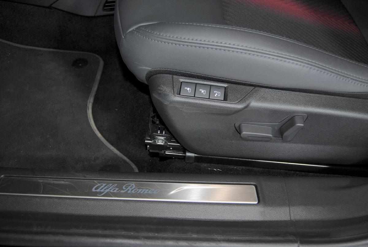 alfa-romeo-junior-2025-hibrido-a-gasolina-1199cc